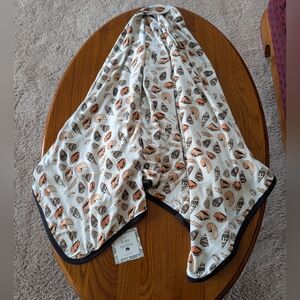 Kate Quinn Double Layer Orange/Black "Seashells" Blanket - NEW
